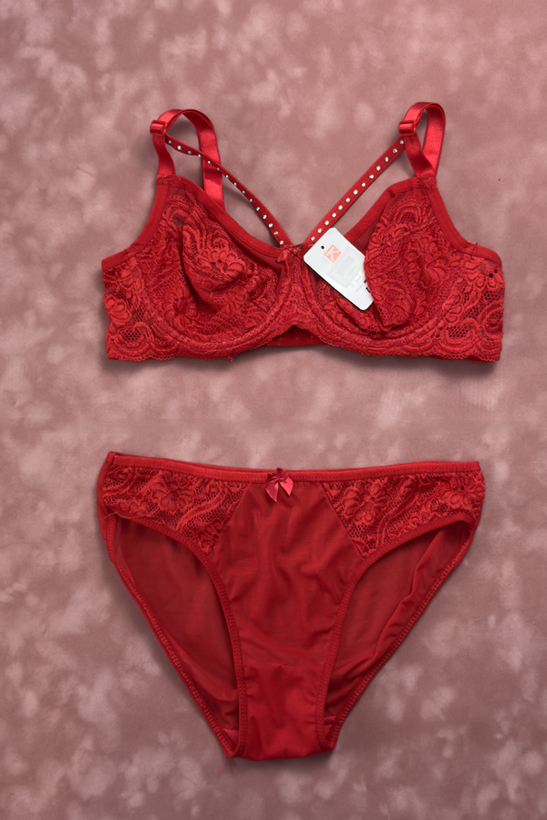 ست کارن شورت و سوتین فنردار دانتل کد 3150 قرمز